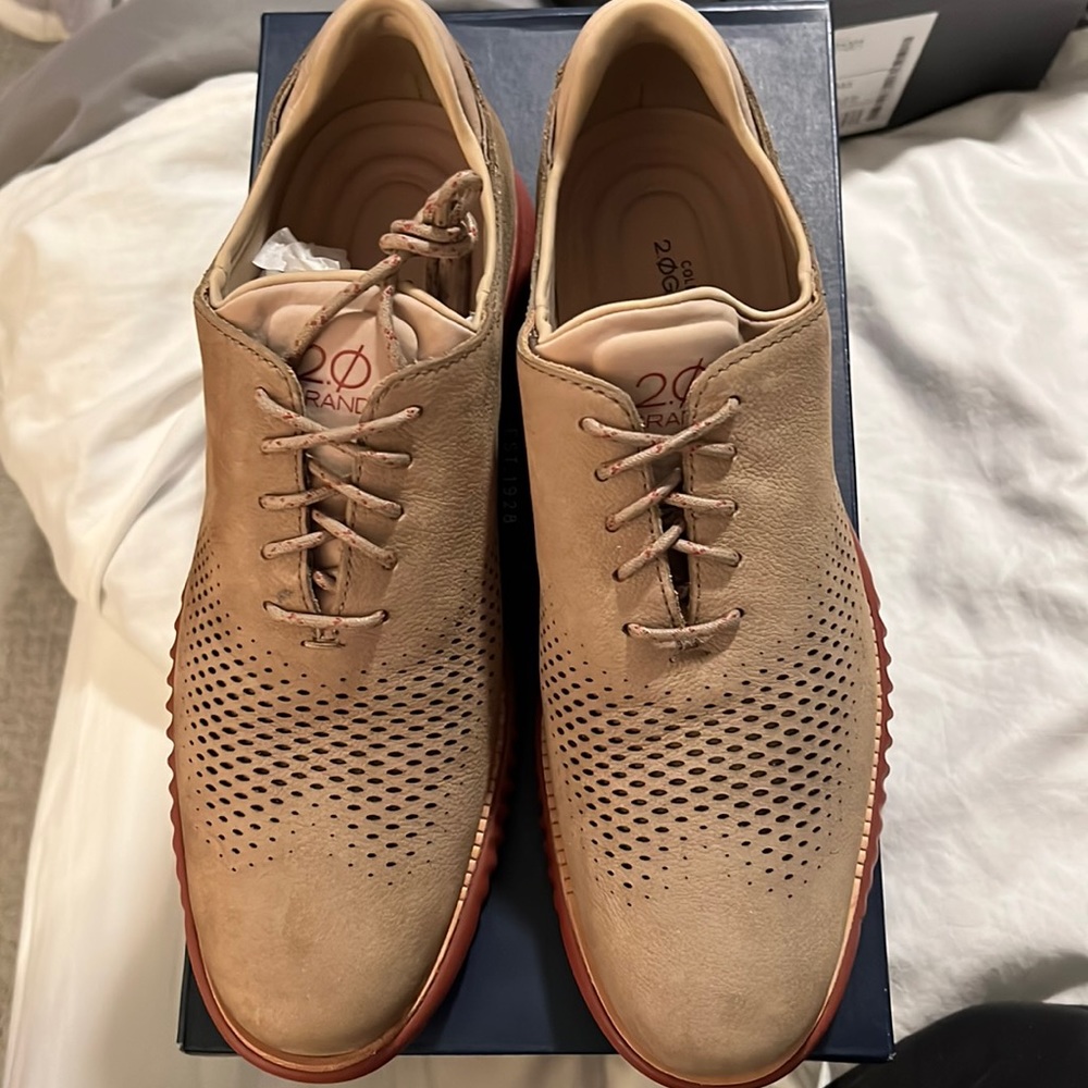New Cole Haan mens Grand OS, size 9, tan